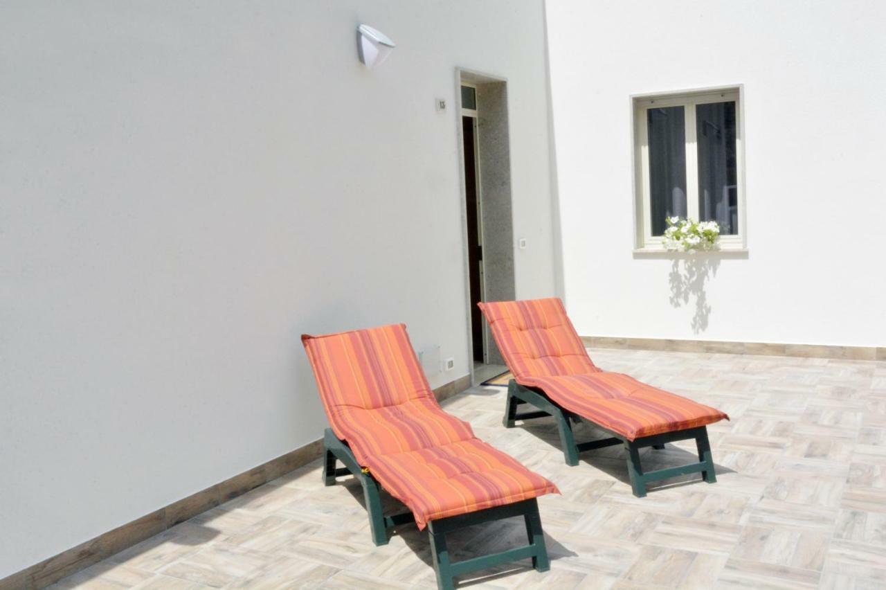 Casa Vacanza Tra Cielo E Mare Custonaci Exterior photo